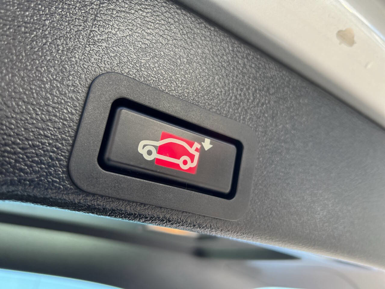 Used 2013 BMW X6 xDrive35i image 8