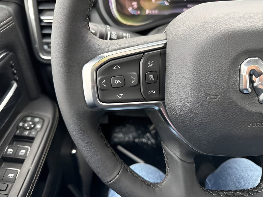 New 2026 RAM 2500 Laramie AWD/4WD image 44