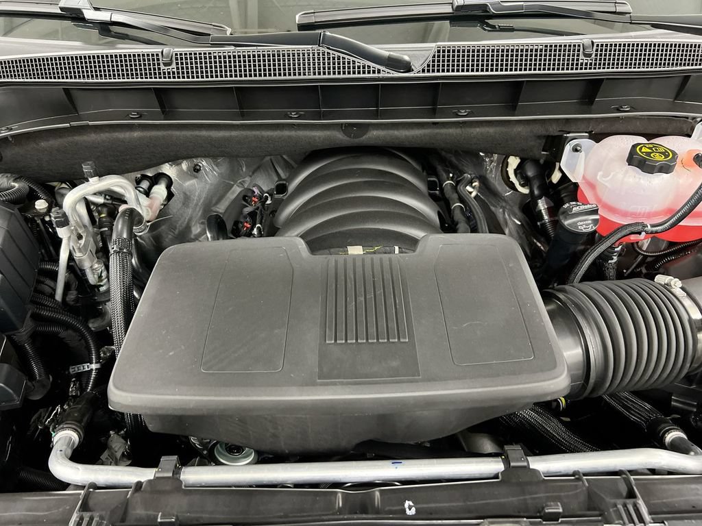 Used 2023 Chevrolet Tahoe Premier AWD/4WD image 26