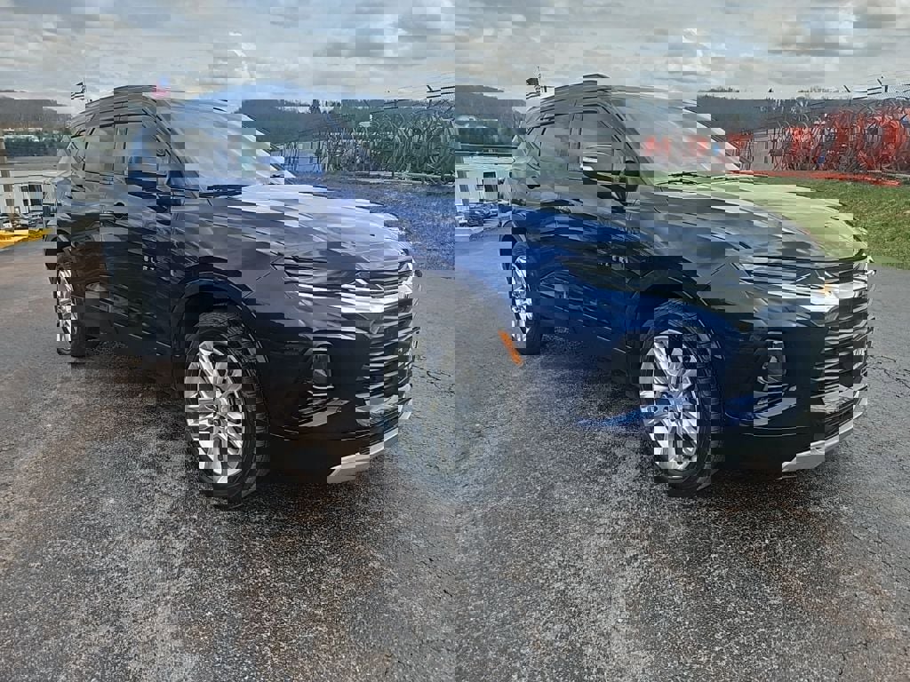 Used 2022 Chevrolet Blazer LT w/ Sound & Technology Package AWD/4WD image 7