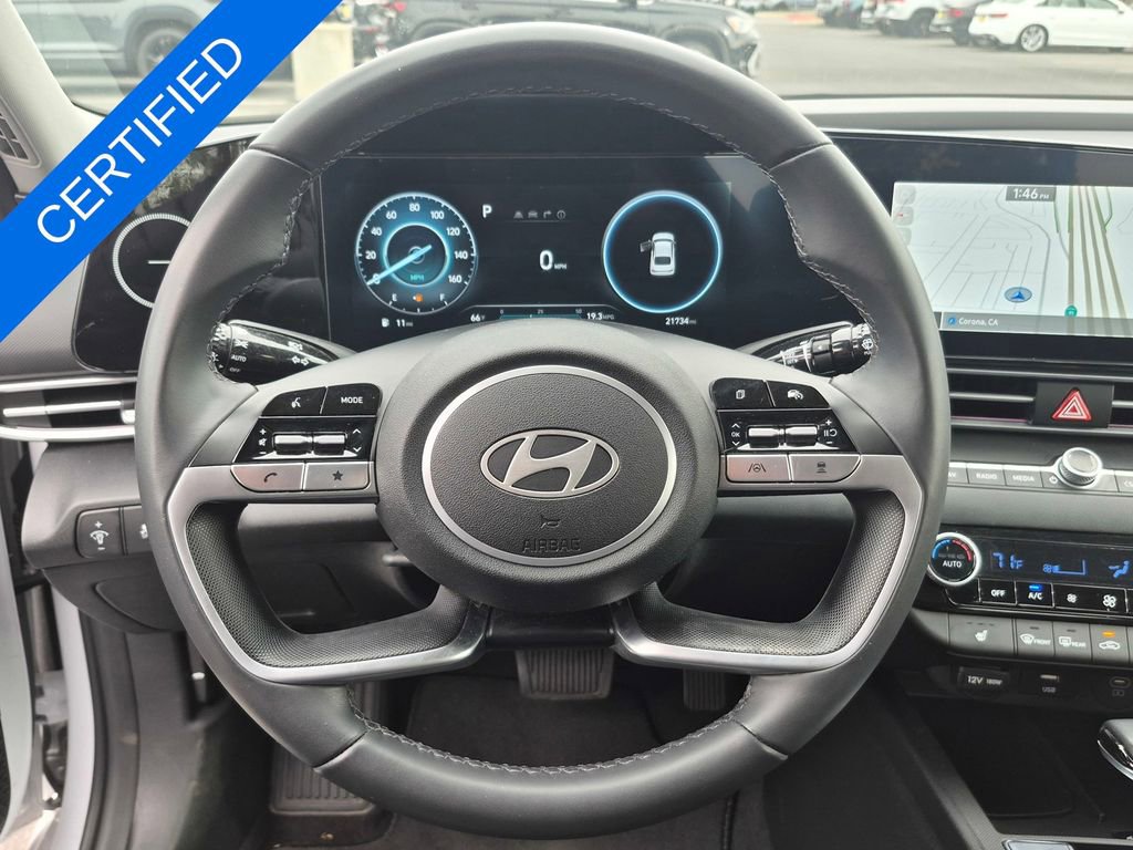 Used 2024 Hyundai Elantra Limited image 28