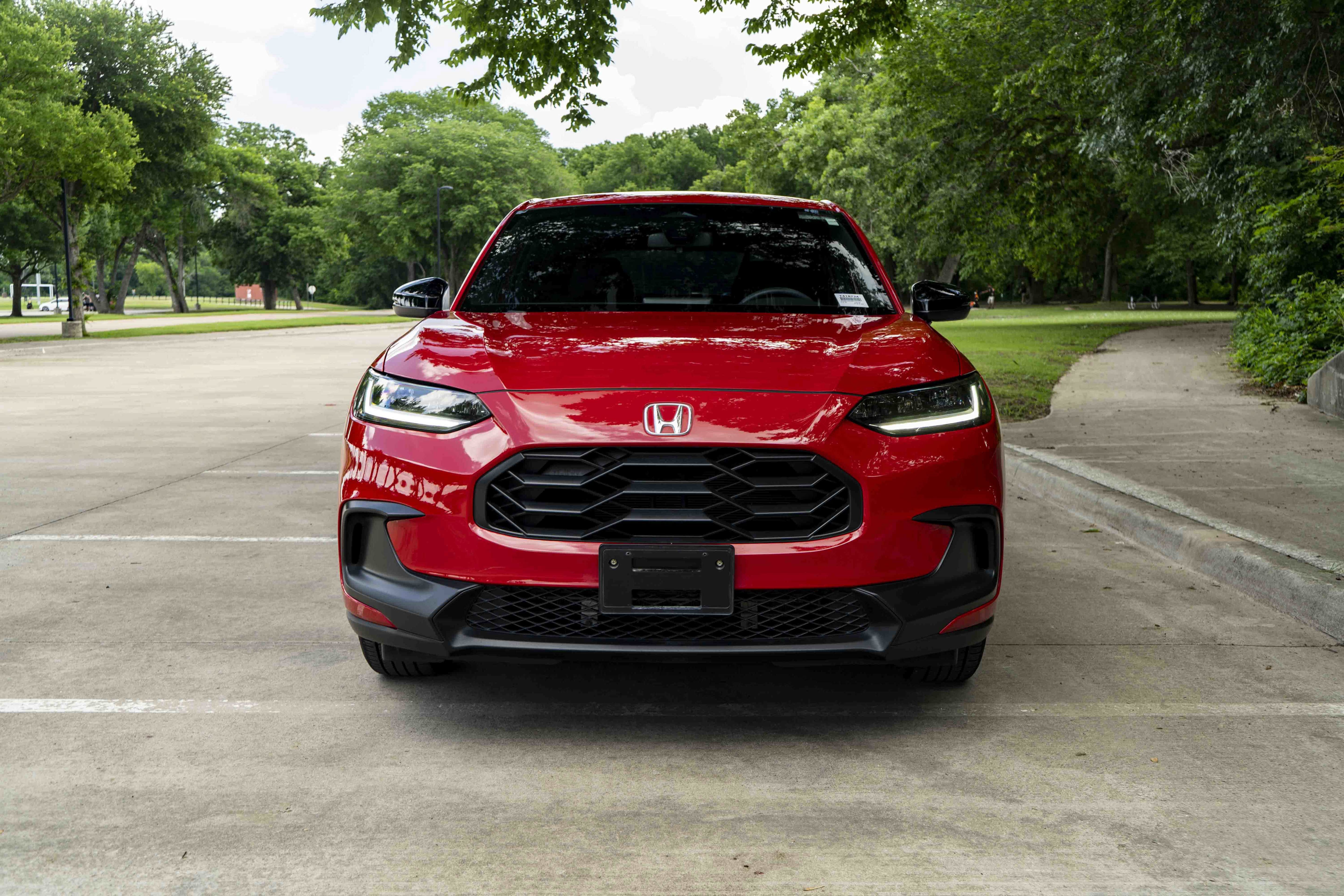 Certified 2025 Honda HR-V Sport image 3