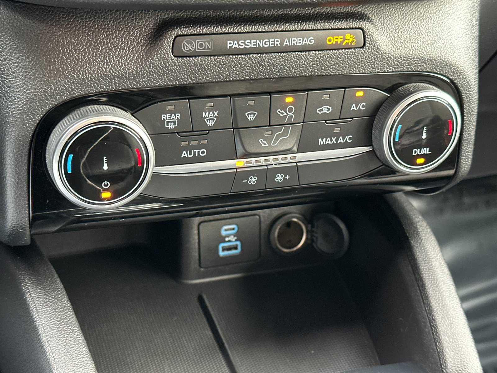 Certified 2022 Ford Escape SE w/ Convenience Package image 21