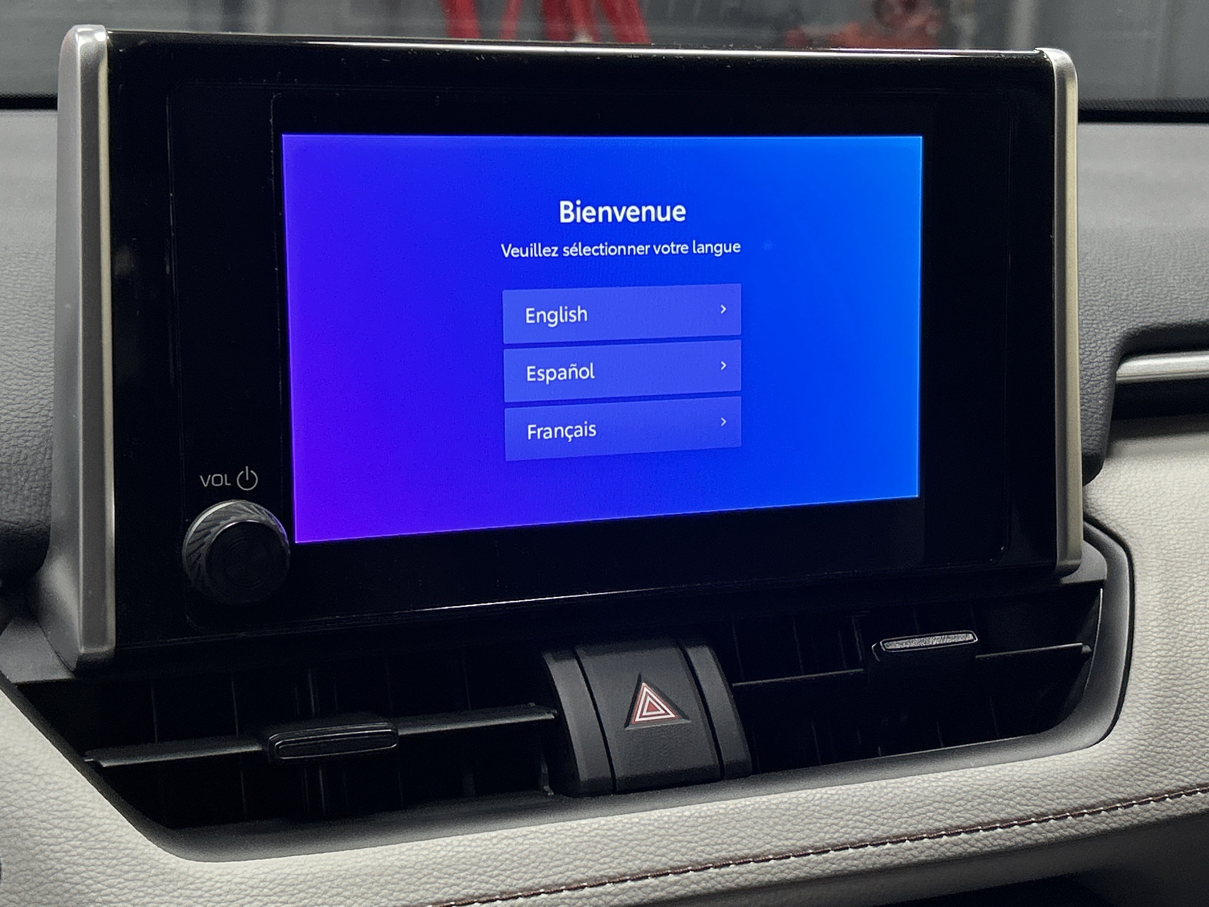 Used 2025 Toyota RAV4 XLE FWD image 23