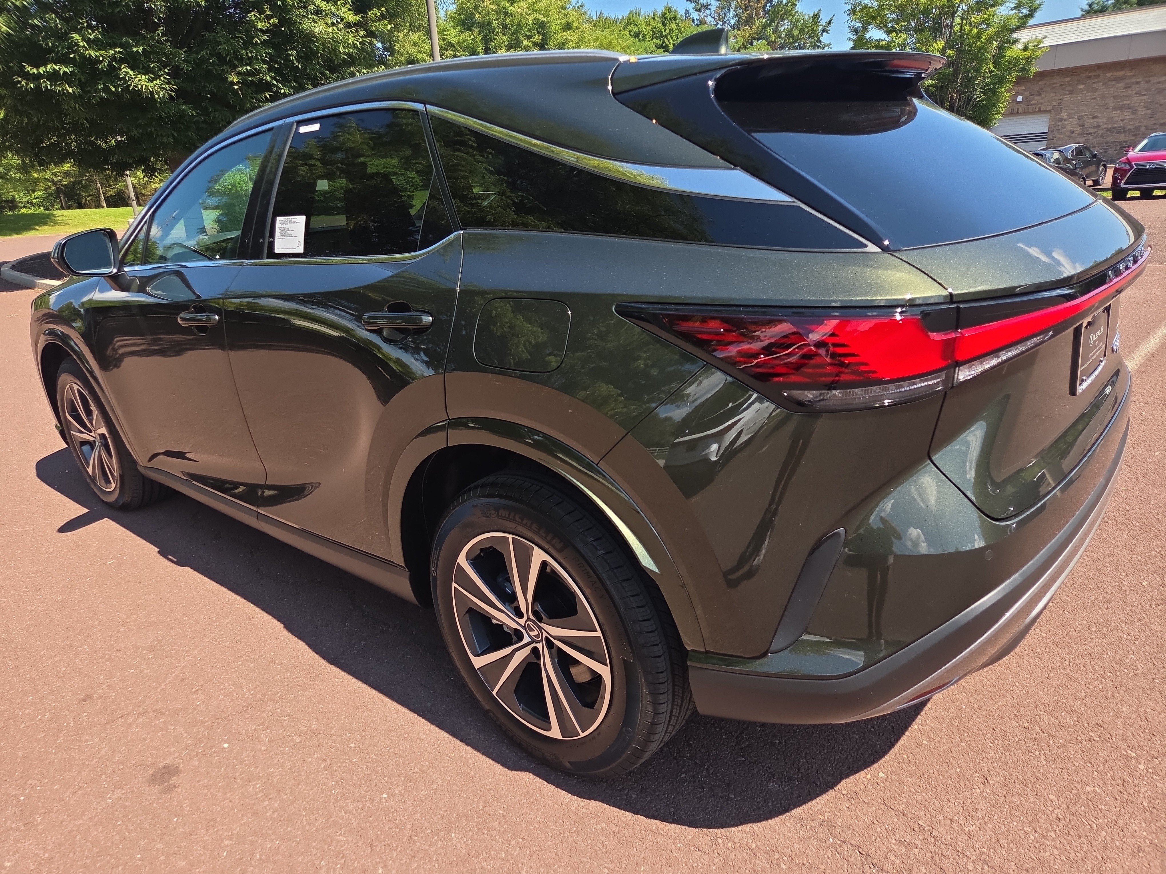 New 2026 Lexus RX 350 Premium w/ Accessory Package (2T) AWD/4WD image 4