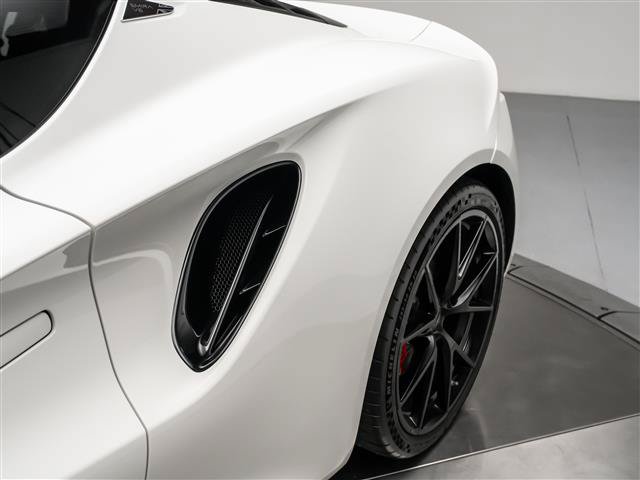 Used 2025 Lotus Emira RWD image 12