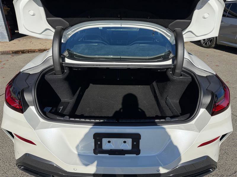 Used 2023 BMW M850i xDrive Coupe w/ M Carbon Exterior Package image 17