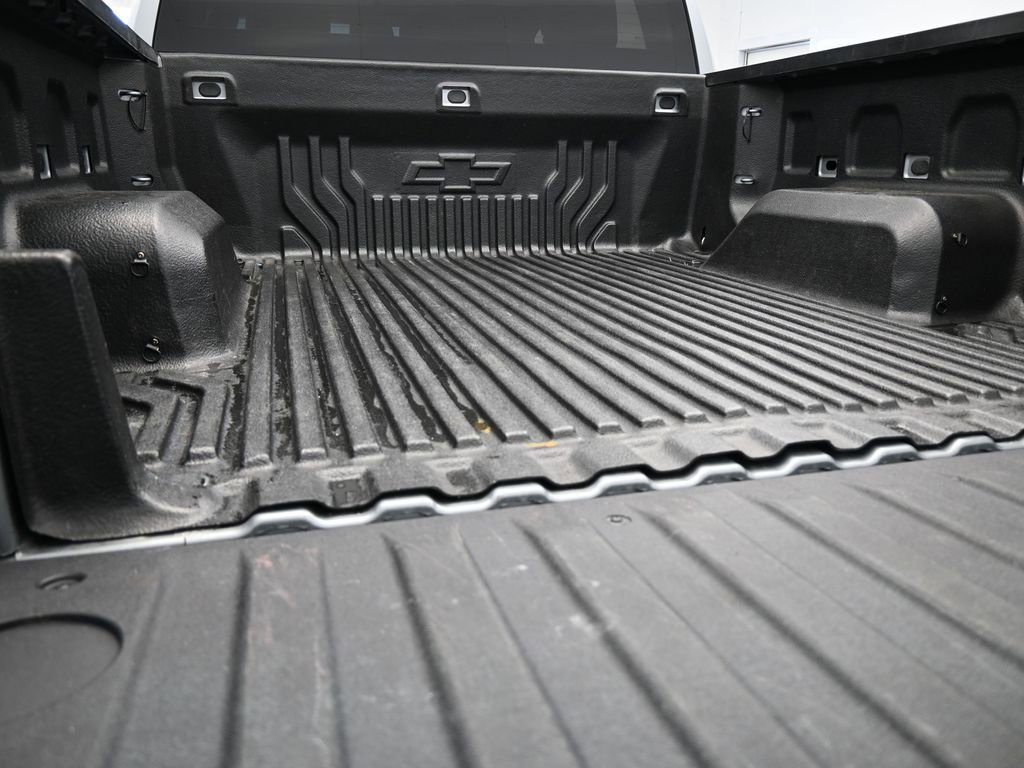 Used 2024 Chevrolet Silverado 1500 Custom Trail Boss w/ LPO, Dark Essentials Package image 37