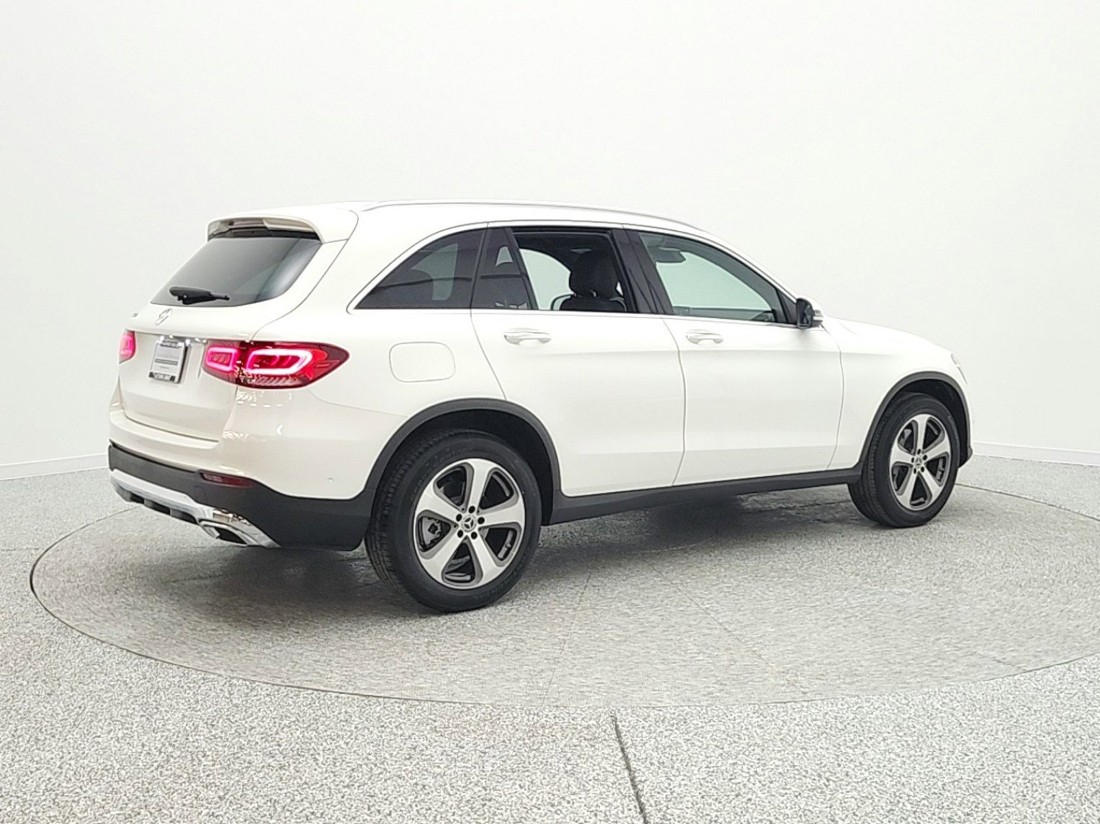 Certified 2022 Mercedes-Benz GLC 300 image 5