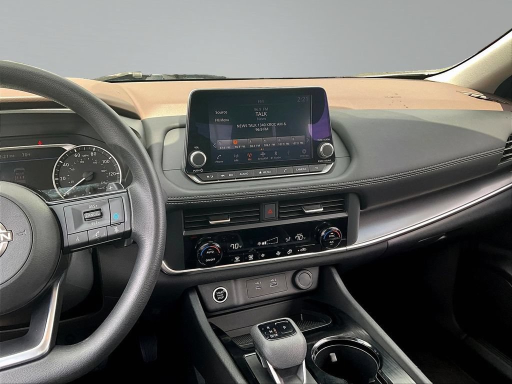 Used 2023 Nissan Rogue SV AWD/4WD image 11