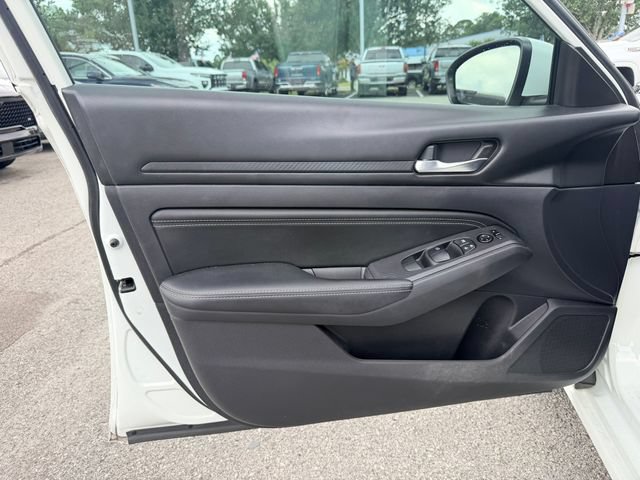 Used 2019 Nissan Altima 2.5 S FWD image 10