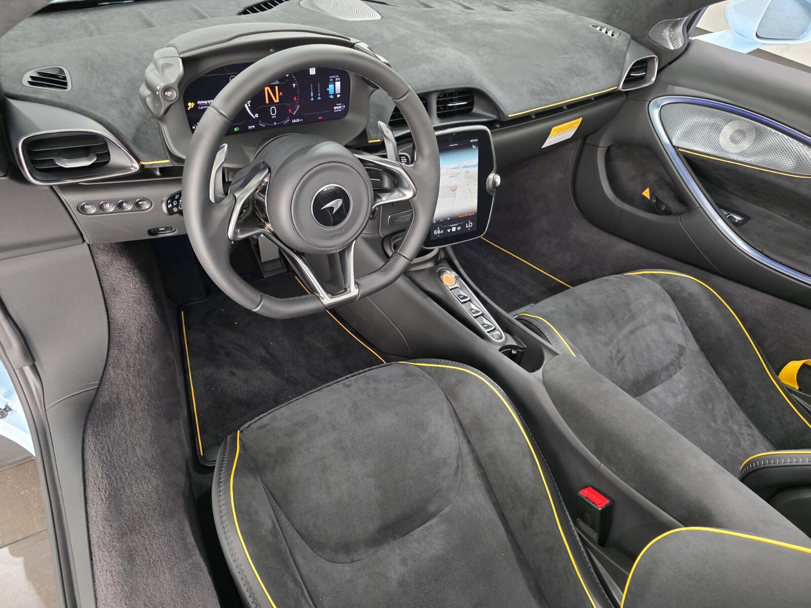 New 2026 McLaren Artura Spider RWD image 7