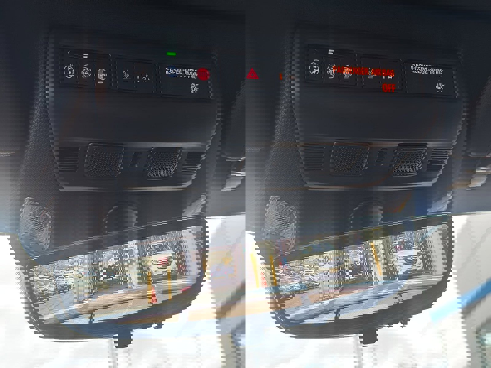 Used 2025 Chevrolet Corvette Stingray Preferred Cpe w/ Z51 Performance Package image 36