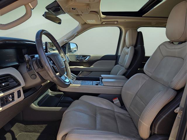 Used 2022 Lincoln Navigator L Reserve image 22