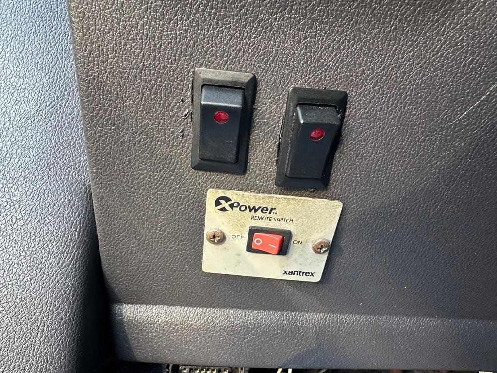 Used 2015 Ford Transit Connect XL image 14