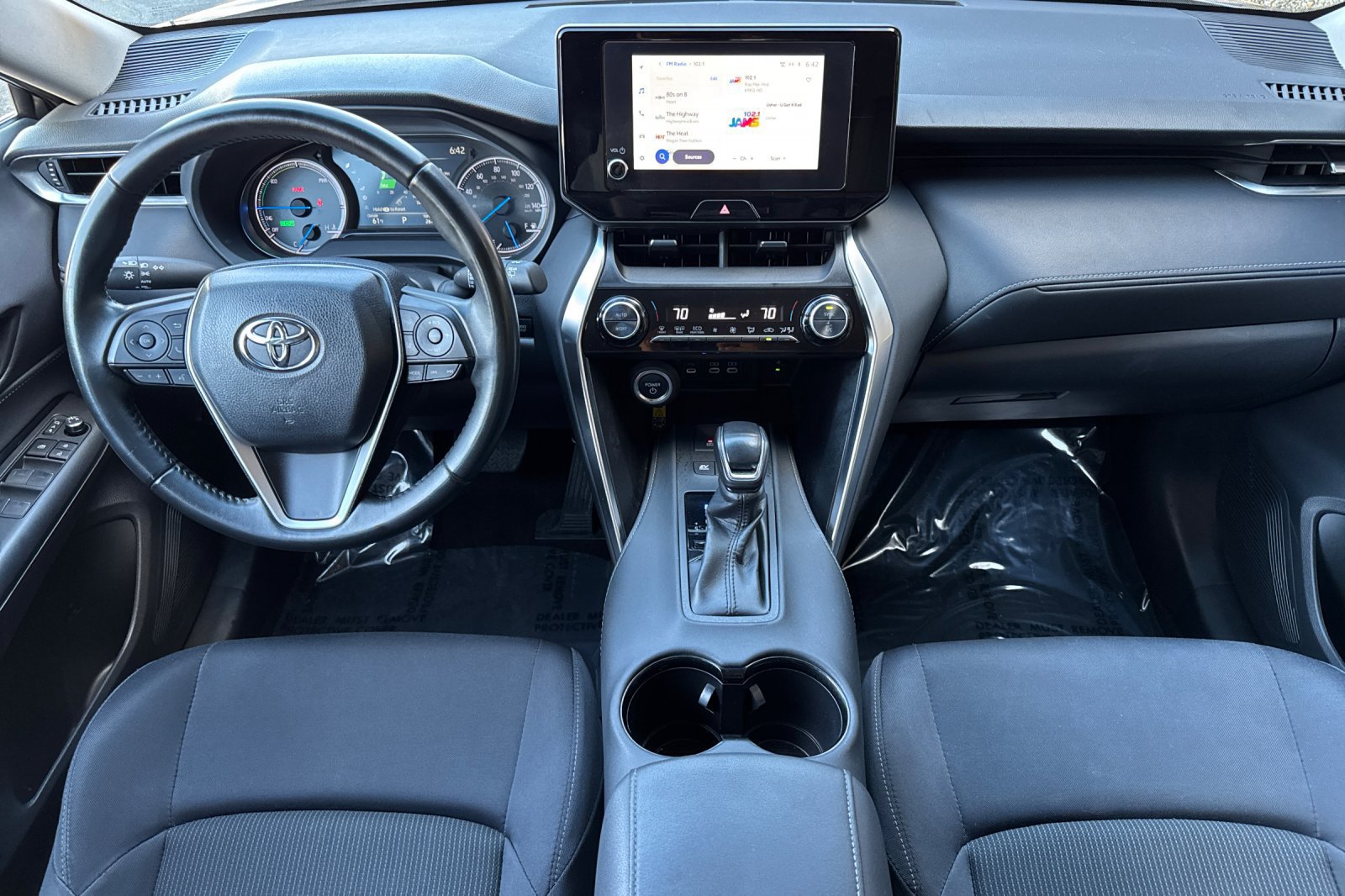 Certified 2024 Toyota Venza LE AWD/4WD image 17