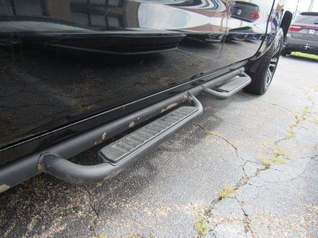 Used 2018 Chevrolet Silverado 1500 Custom w/ Custom Convenience Package AWD/4WD image 7