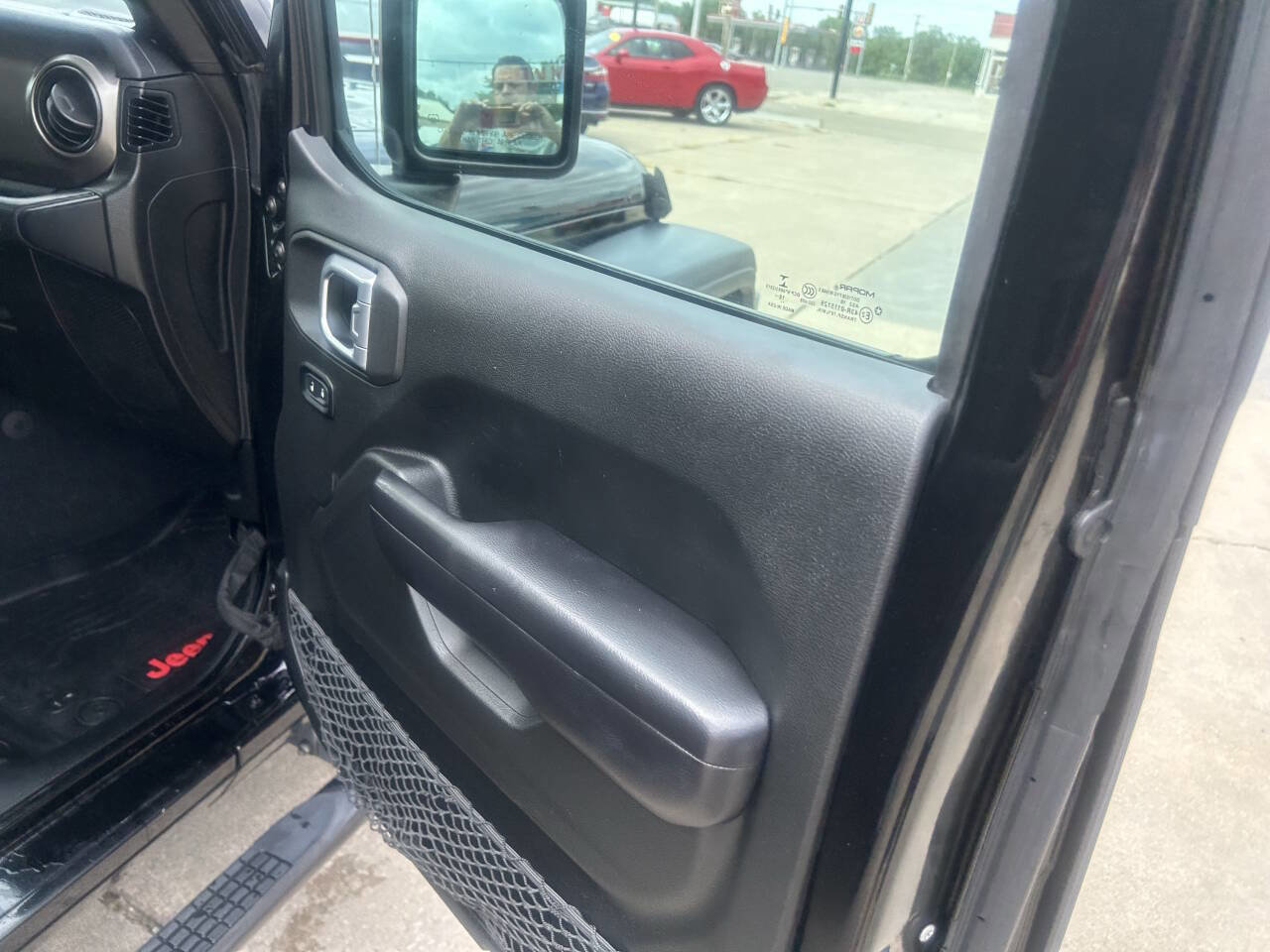 Used 2019 Jeep Wrangler Sport image 14