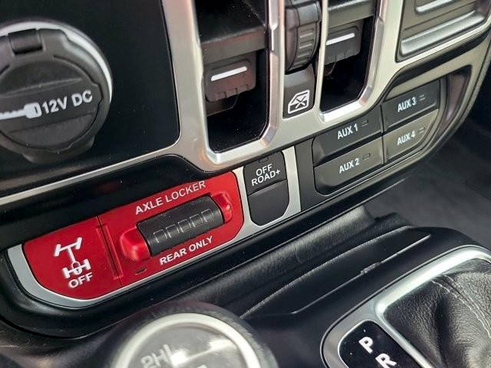 Used 2024 Jeep Wrangler Unlimited Sport AWD/4WD image 28