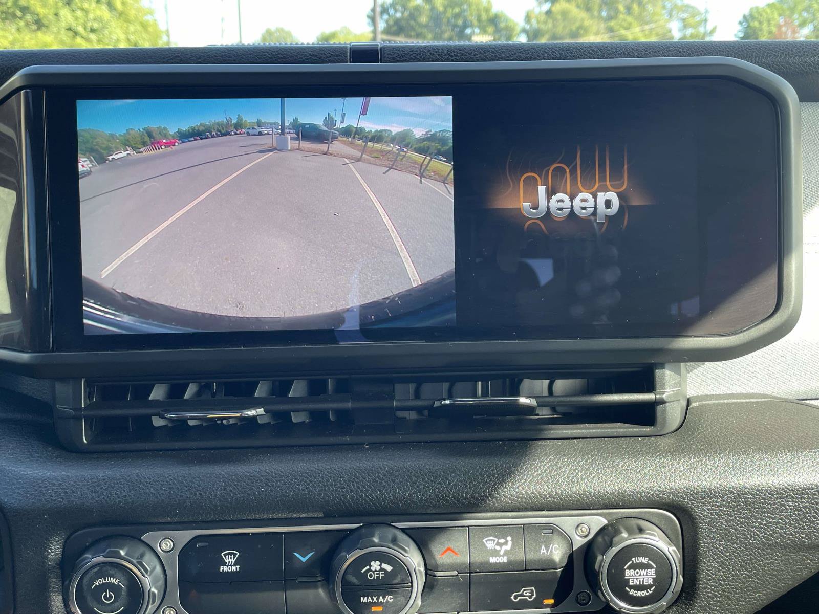 Certified 2024 Jeep Wrangler Sport AWD/4WD image 26