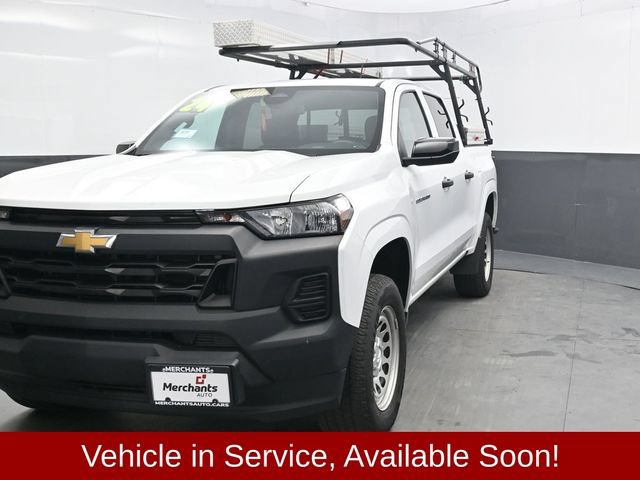 Used 2024 Chevrolet Colorado W/T w/ Safety Package RWD image 2