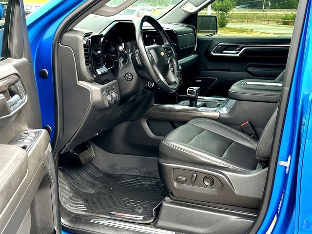 Used 2022 Chevrolet Silverado 1500 LTZ AWD/4WD image 10