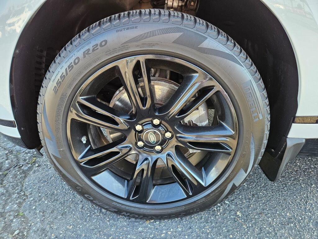 Used 2020 Land Rover Range Rover Velar S image 8