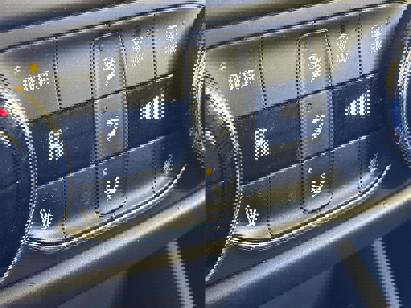 Used 2022 Chevrolet TrailBlazer ACTIV w/ Sun and Liftgate Package image 21