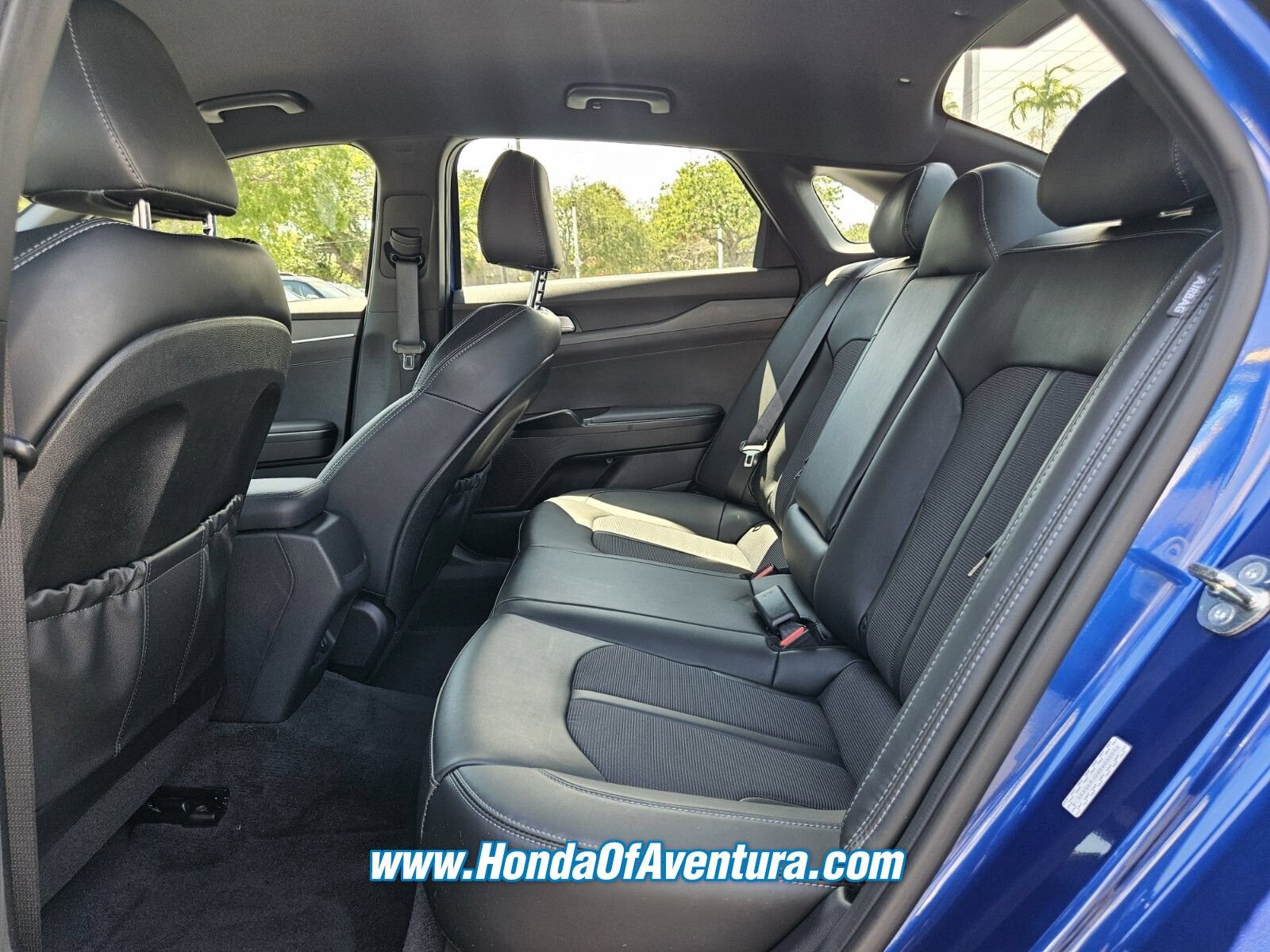 Used 2024 Kia K5 GT-Line w/ GT-Line Premium Package FWD image 8