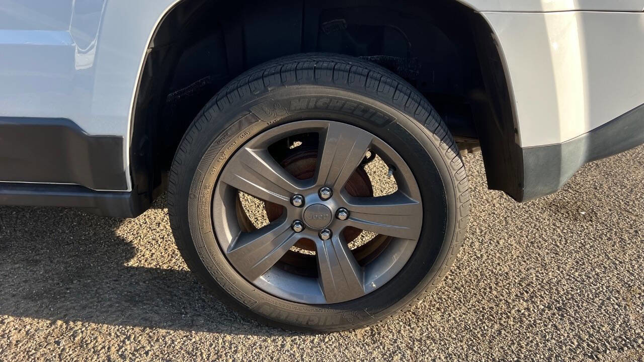 Used 2016 Jeep Patriot Sport w/ Power Value Group FWD image 27
