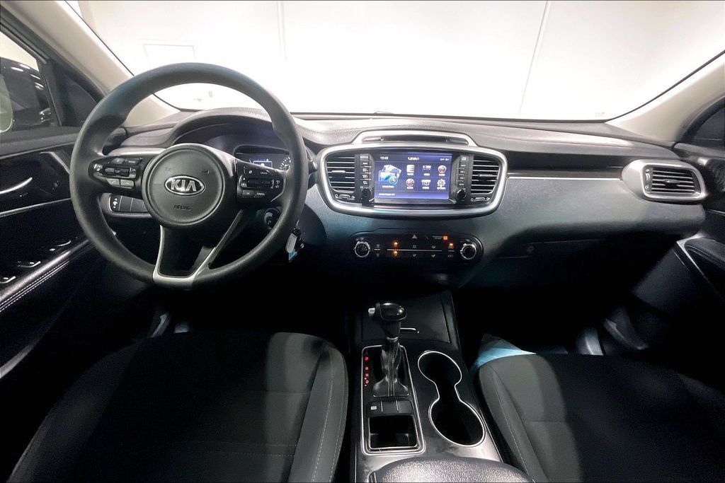 Used 2016 Kia Sorento L FWD image 18