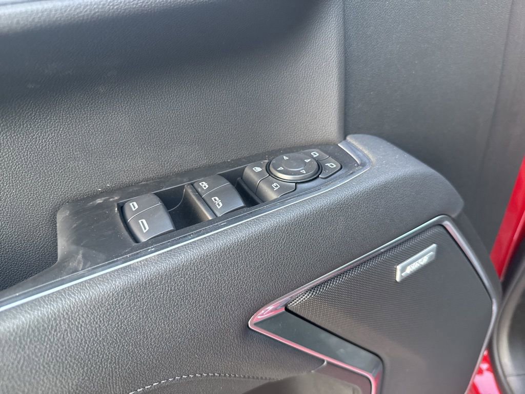 New 2026 GMC Sierra 1500 SLT image 13