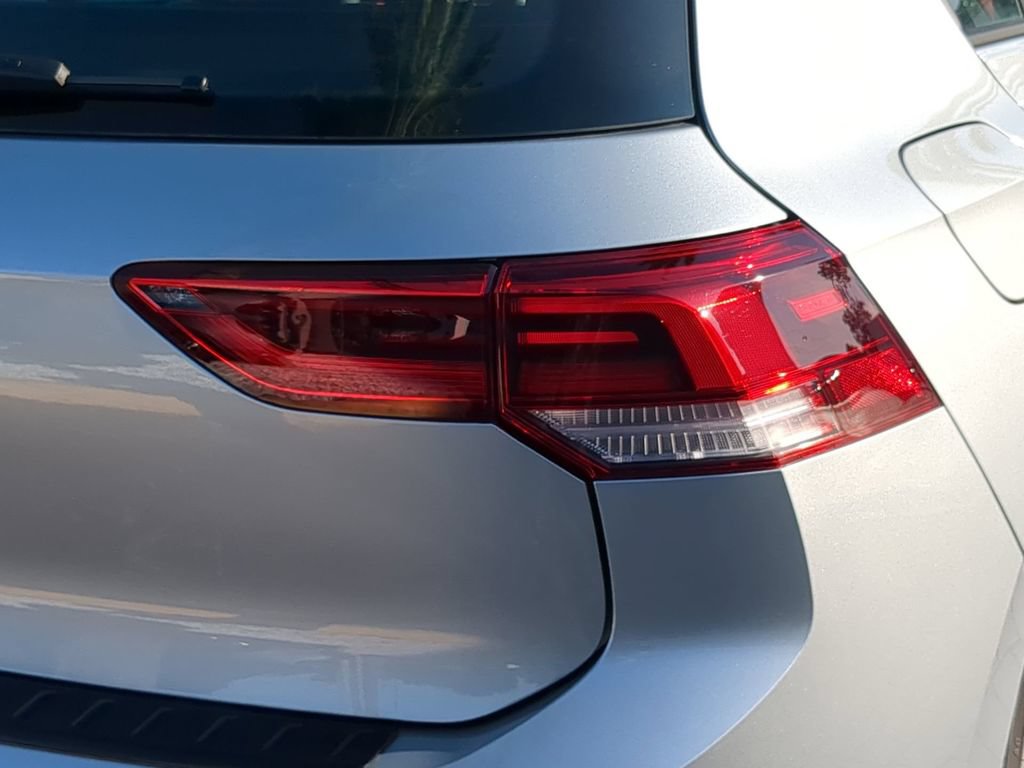 New 2026 Volkswagen GTI SE FWD image 8
