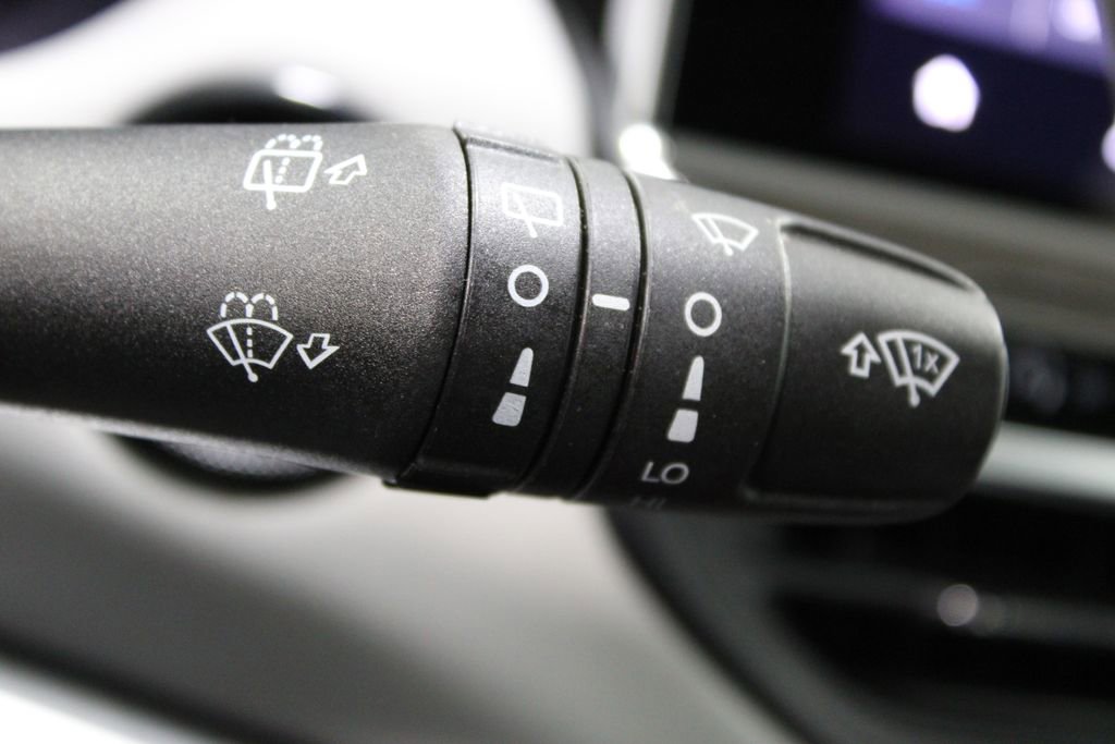 Used 2024 Jeep Compass Limited image 40