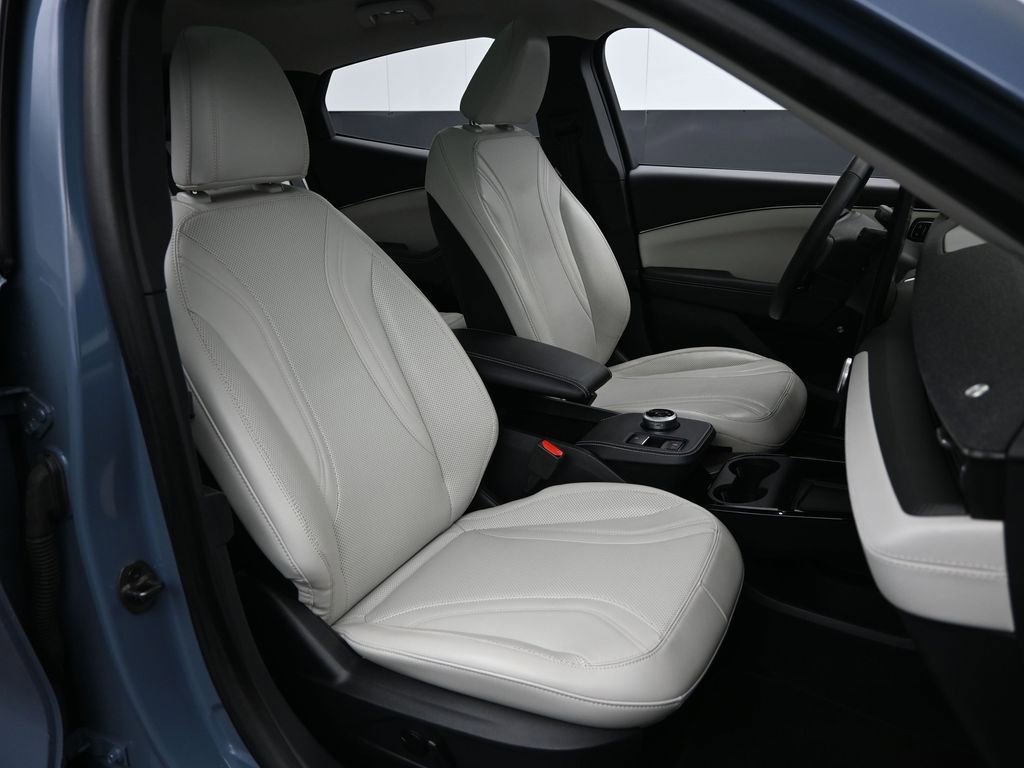 Used 2023 Ford Mustang Mach-E Premium image 32