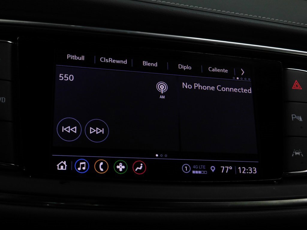 Used 2024 Buick Enclave Essence image 48