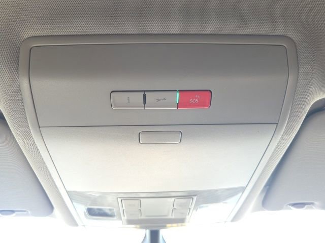 Used 2022 Volkswagen Atlas SE image 34