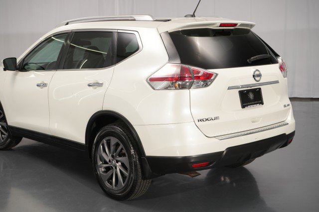 Used 2016 Nissan Rogue SL w/ SL Premium Package image 19
