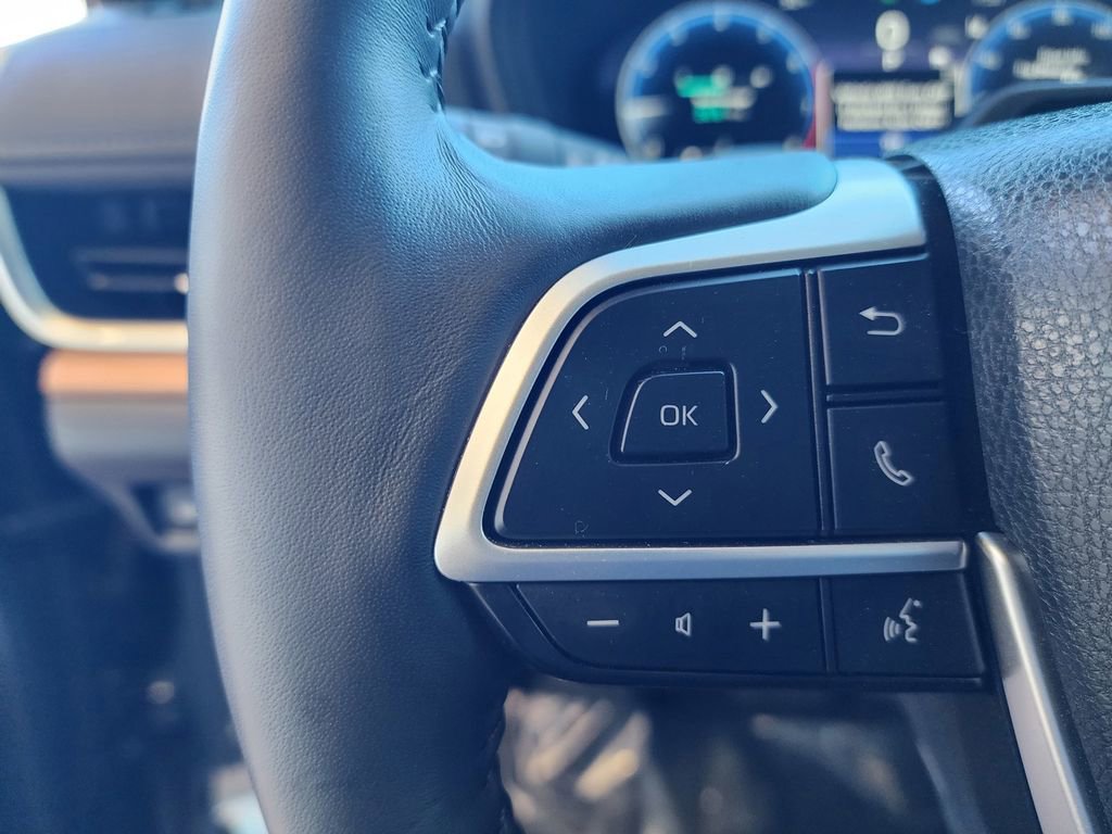 Used 2024 Toyota Grand Highlander Platinum image 20