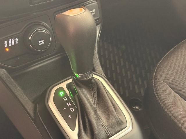 Used 2020 Jeep Renegade Sport AWD/4WD image 18