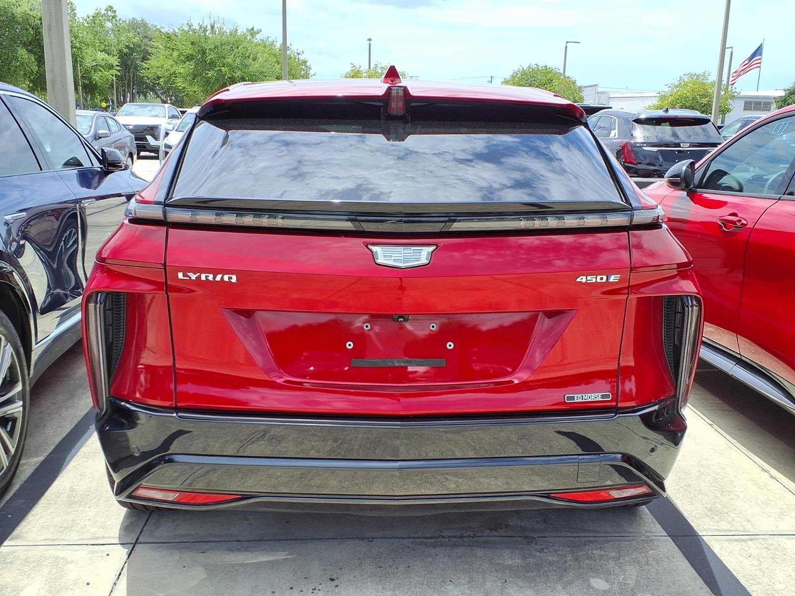 Used 2024 Cadillac Lyriq Sport RWD image 9