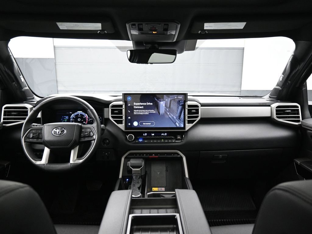 Used 2025 Toyota Tundra Limited image 26
