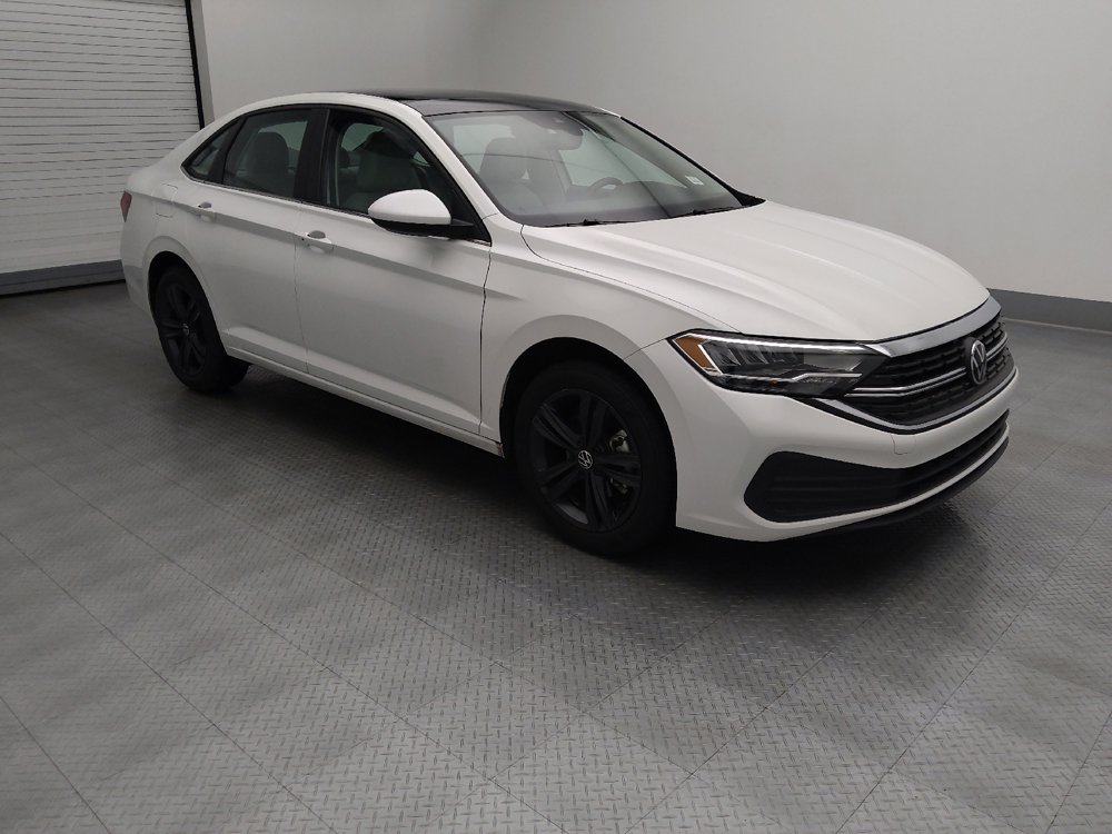 Used 2023 Volkswagen Jetta SE w/ Panoramic Sunroof Package FWD image 11