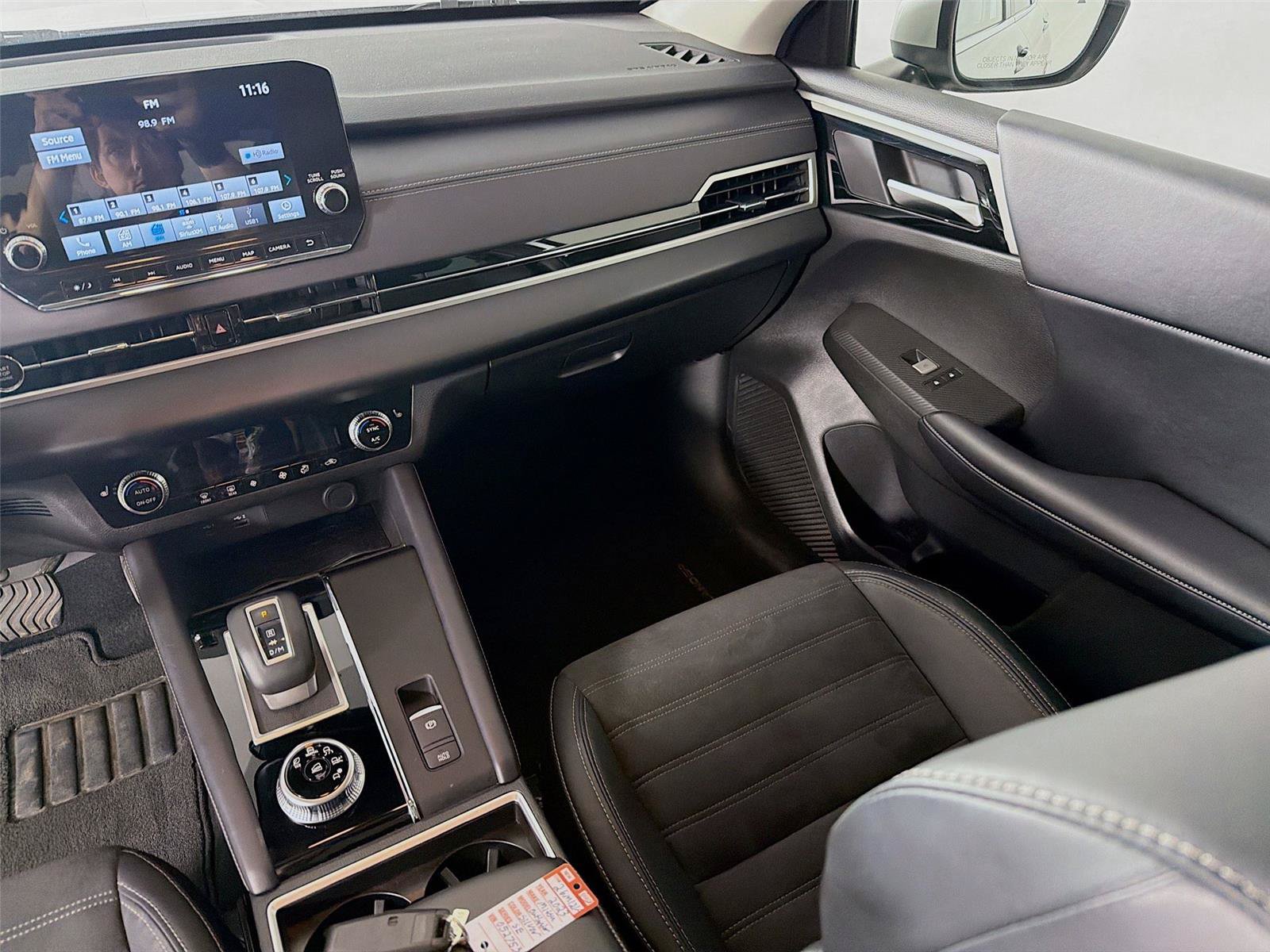 Used 2023 Mitsubishi Outlander SE FWD image 27