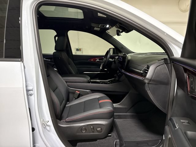 Used 2026 Chevrolet Traverse RS w/ LPO, Floor Liner Package AWD/4WD image 23