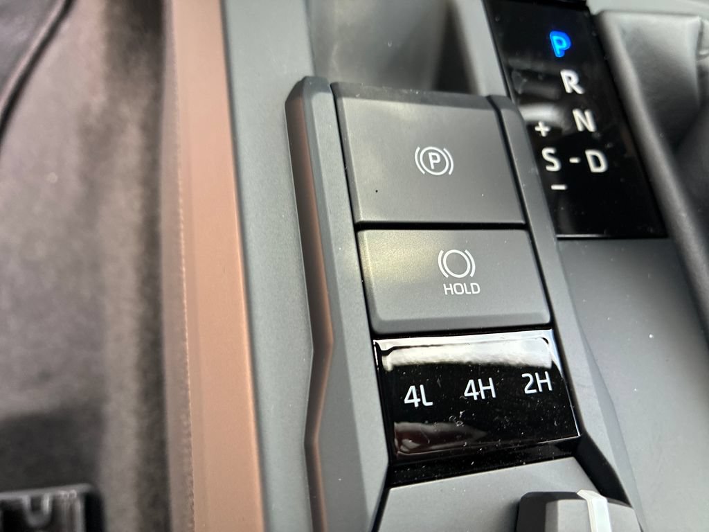 New 2026 Toyota Tacoma TRD Off-Road AWD/4WD image 40