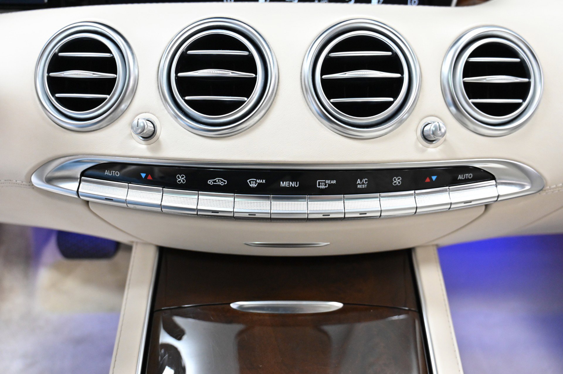 Used 2015 Mercedes-Benz S 550 4MATIC Coupe image 26