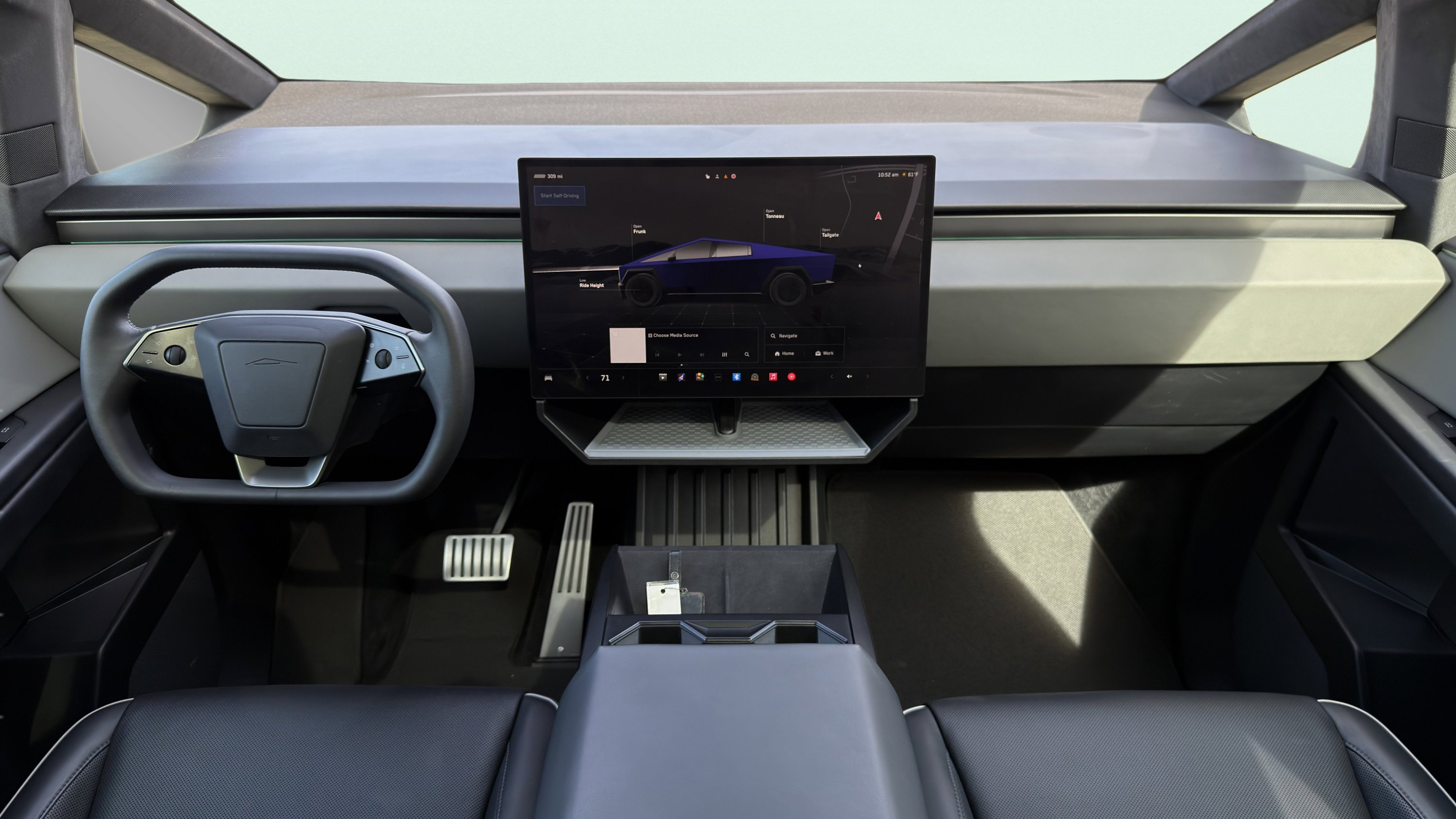 Used 2025 Tesla Cybertruck AWD Crew Cab image 2