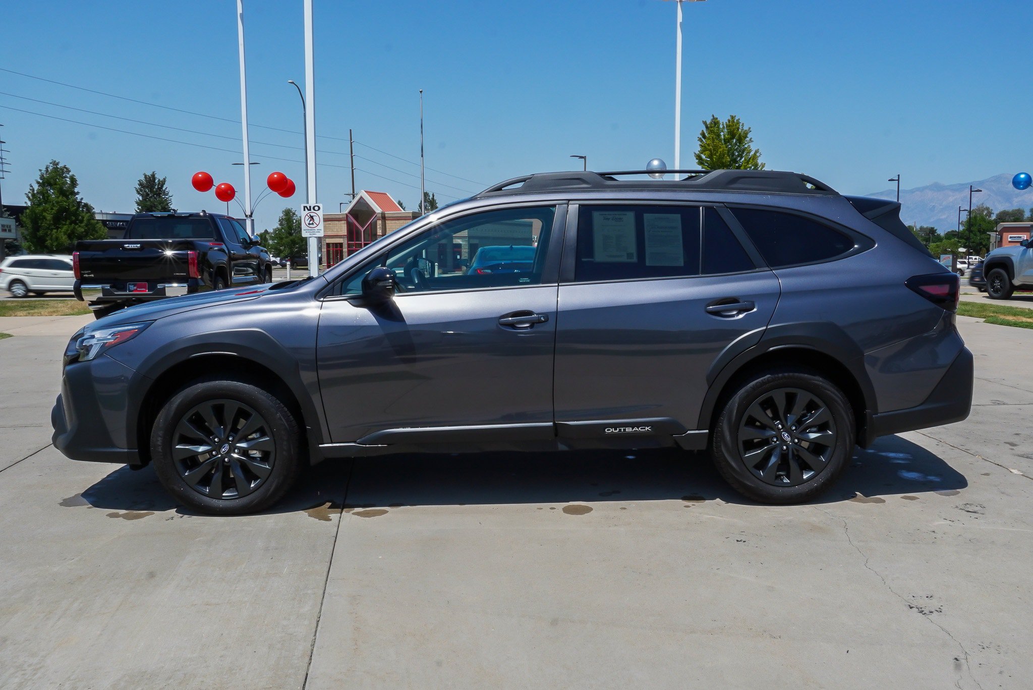 Used 2025 Subaru Outback Onyx Edition XT AWD/4WD image 5