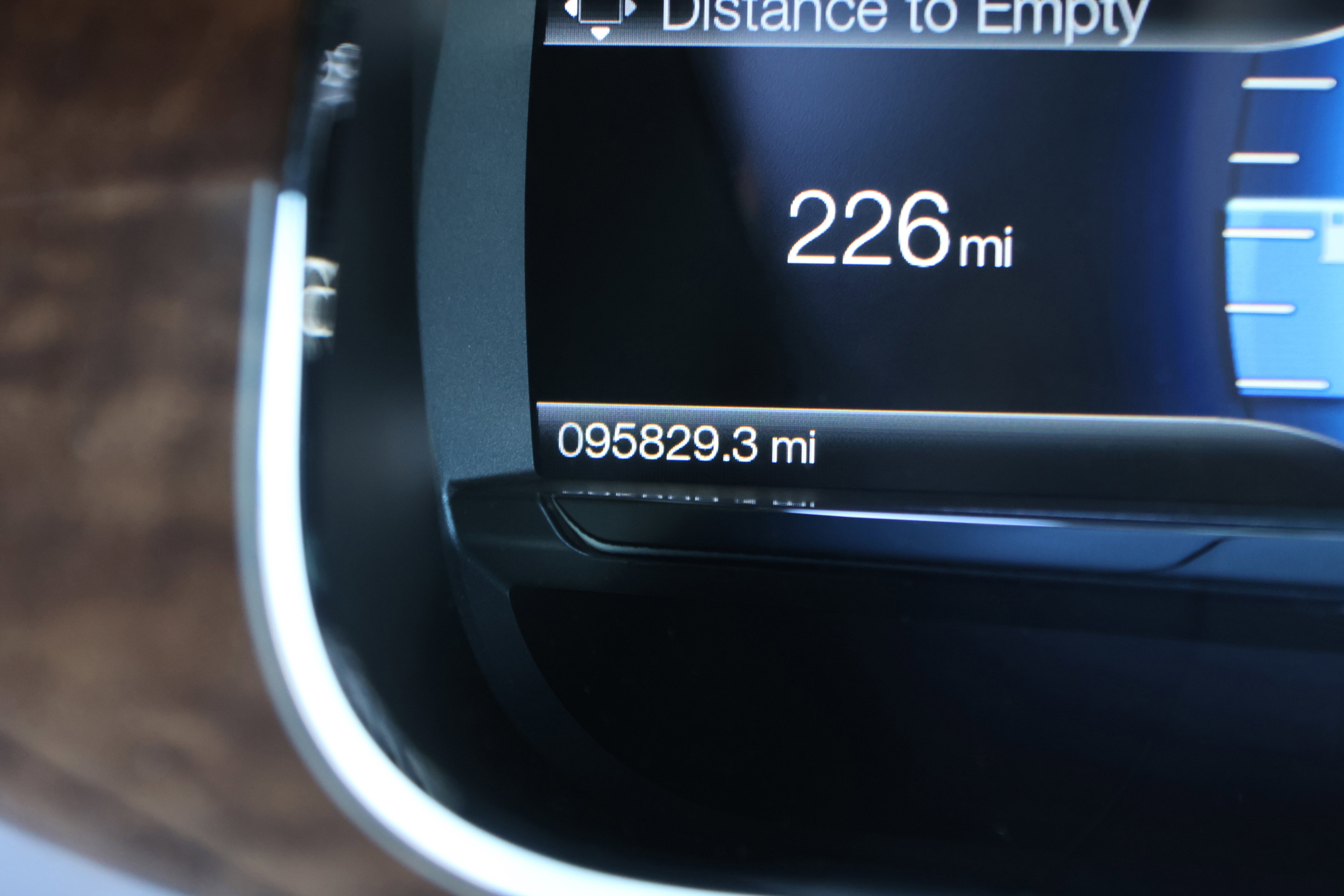 Used 2018 Ford Taurus Limited image 20